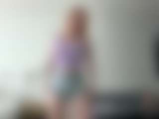 Live cam show with LauraStraker - Red Hair Blowjob on fuklive.com