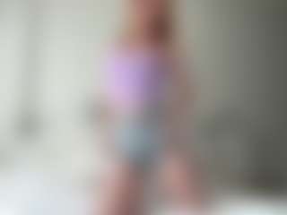 LauraStraker's Live Sex Cam Show