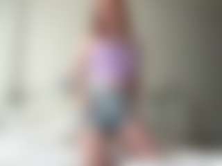 LauraStraker's Live Sex Cam Show