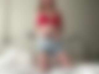 LauraStraker's Live Sex Cam Show