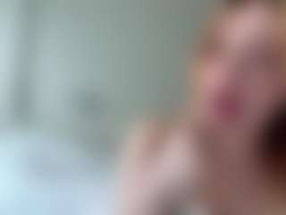 Live cam show with LauraStraker - Wet on liverealitysex.com