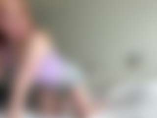Live cam show with LauraStraker - Brown Eyes on Hubzter Live