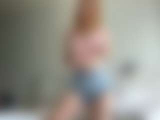 LauraStraker's Live Sex Cam Show