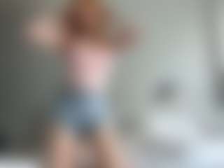 LauraStraker's Live Sex Cam Show