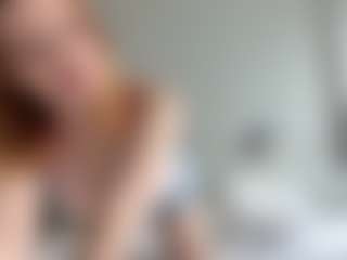 LauraStraker's Live Sex Cam Show