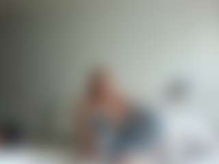 LauraStraker's Live Sex Cam Show