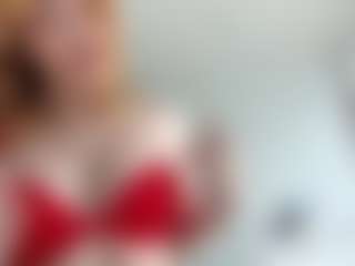 LauraStraker's Live Sex Cam Show