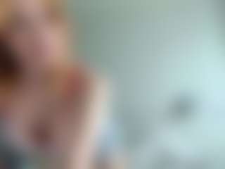 LauraStraker's Live Sex Cam Show