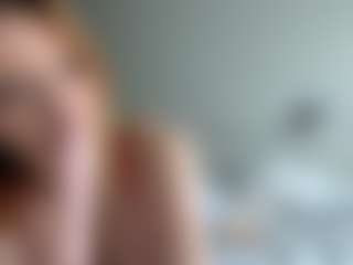 LauraStraker's Live Sex Cam Show
