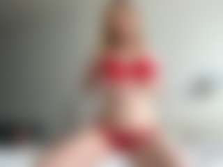 LauraStraker's Live Sex Cam Show
