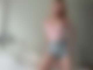 LauraStraker's Live Sex Cam Show