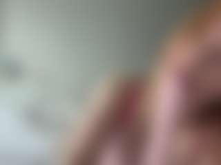 LauraStraker's Live Sex Cam Show