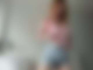 LauraStraker's Live Sex Cam Show