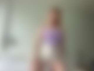 Live cam show with LauraStraker - Red Hair Cum on Camsoda