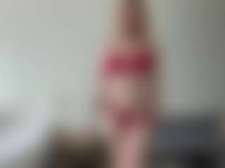 LauraStraker's Live Sex Cam Show