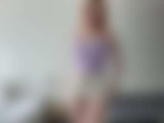 Live cam show with LauraStraker - Young Adult Teen (18+) on Camsoda