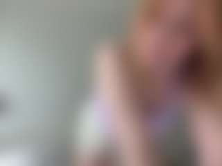 LauraStraker's Live Sex Cam Show