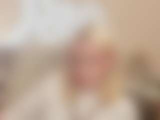 Live cam show with LeticiaNassie - Young Adult on Camiplay Live