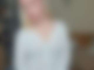 Live cam show with LeticiaNassie - Blonde Hair on SpankPalCams