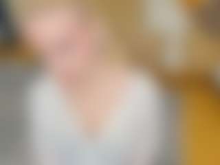 Live cam show with LeticiaNassie - New Young Adult on Milfs Live
