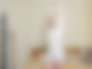 Live cam show with LeticiaNassie - New White on livesuperchat.net | united states