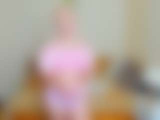 Live cam show with LeticiaNassie - Bedroom Blonde Hair on Camsoda