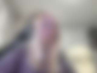 LorrianeLeuga's Live Sex Cam Show