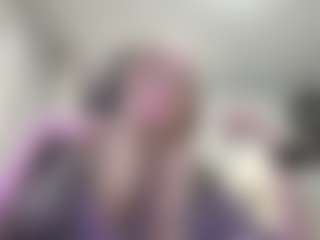 LorrianeLeuga's Live Sex Cam Show