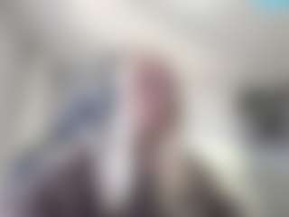 Live cam show with LorrianeLeuga - Blonde Hair Petite on makecum.org
