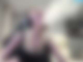 LorrianeLeuga's Live Sex Cam Show