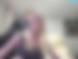 Live cam show with LorrianeLeuga - Blonde Hair on camgirlchat.live