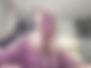 Live cam show with LorrianeLeuga - Athletic Blowjob on Milfs Live