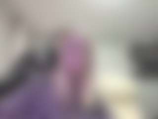 Live cam show with LorrianeLeuga - Athletic Amateur on xxxlivecams.org