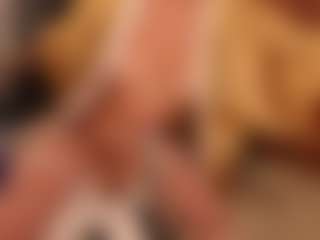 Live cam show with Melodyy Rouse - Submissive on livesuperchat.net