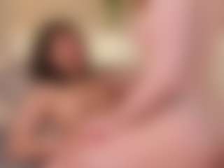 Live cam show with MichaelaKafel - Hairy Pussy on Fling VIP Chat