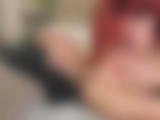 Live cam show with MichaelaKafel - Toys on dropp.cam