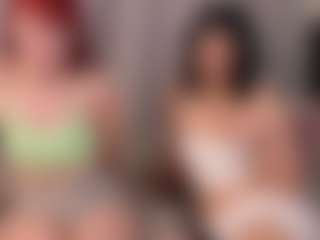 Show de câmera ao vivo com MichaelaKafel - Striptease no Camsoda