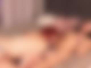 Live cam show with MichaelaKafel - Average on CamwithHer