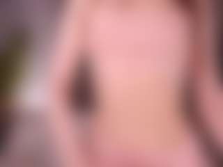 Live cam show with My-May - Camel Toe on crypto-cams