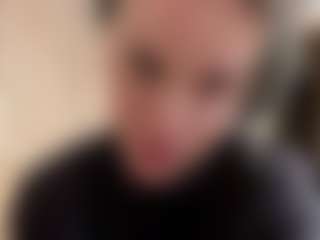 Live cam show with Nasty - Green Eyes on livesuperchat.net
