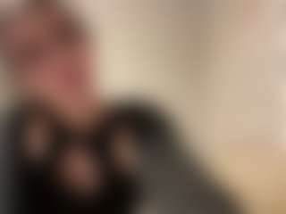 Live cam show with Nasty - Nipple Piercings on luckytryst.com