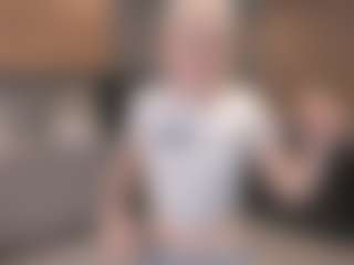 Live cam show with PhoebeArgetsinger - Blonde Hair Shaved Pussy on Camsoda