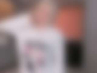 PhoebeArgetsinger's Live Sex Cam Show