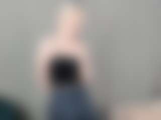 Live cam show with PhoebeArgetsinger - Big Clit on Lustler