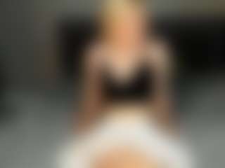 Live cam show with PhoebeArgetsinger - Erotic on Fling VIP Chat