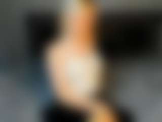 Live cam show with PhoebeArgetsinger - Camel Toe on Dare Cams