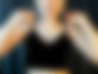 Live cam show with PhoebeArgetsinger - Body Massage on SinfulBabes