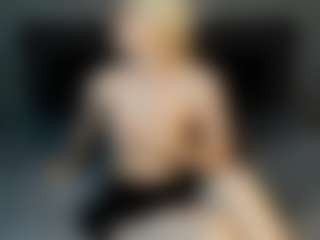 Live cam show with PhoebeArgetsinger - Asshole on Hubzter Live