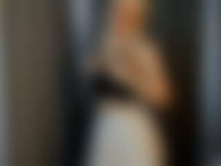 Live cam show with PhoebeArgetsinger - Small Ass on Nude Live Now