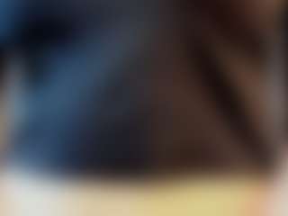 Live cam show with PhoebeArgetsinger - Body Massage on LiveSexCams6